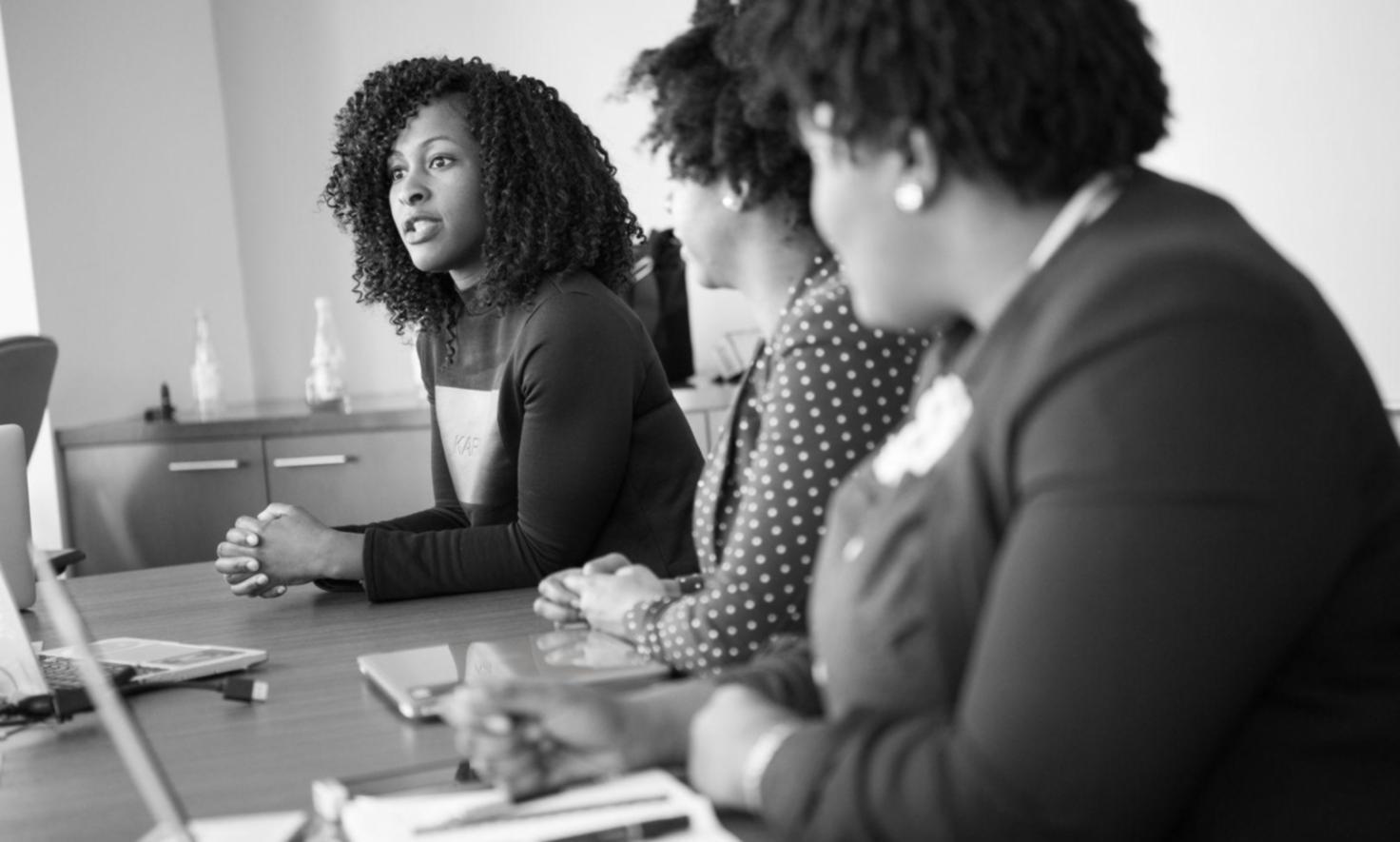 Proyecciones financieras y planificación estratégica para equipos empresariales